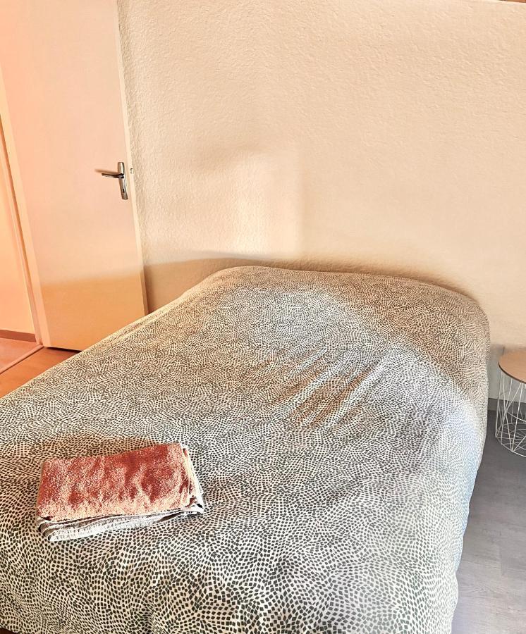 Villa 2 Chambres Proche D'Un Lac Ruelle-sur-Touvre Kültér fotó