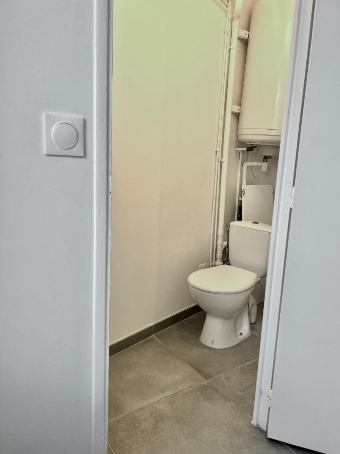 Villa 2 Chambres Proche D'Un Lac Ruelle-sur-Touvre Kültér fotó